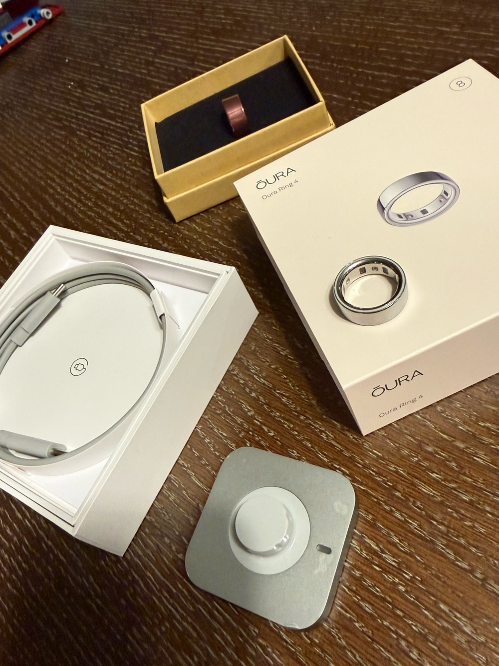 Oura Ring 4 Silver and Rose Gold Set